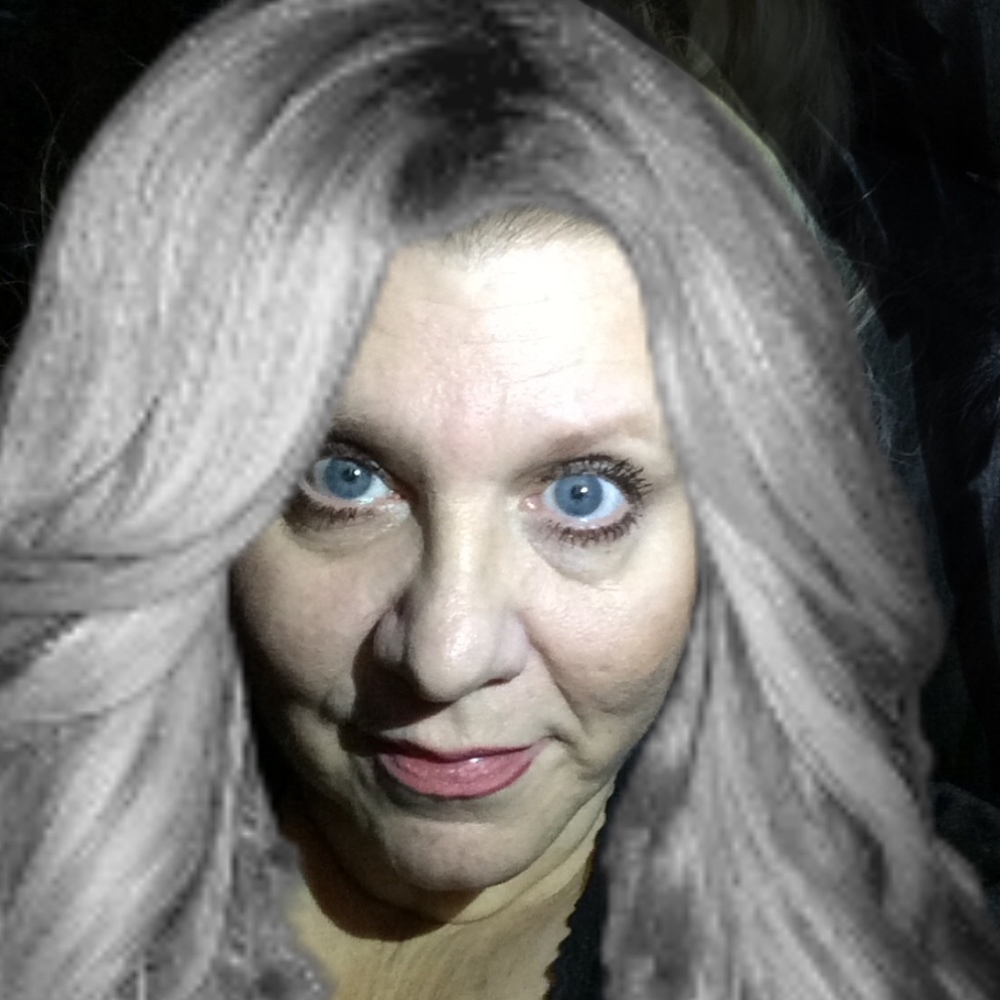 Meet your Posher, Aileen